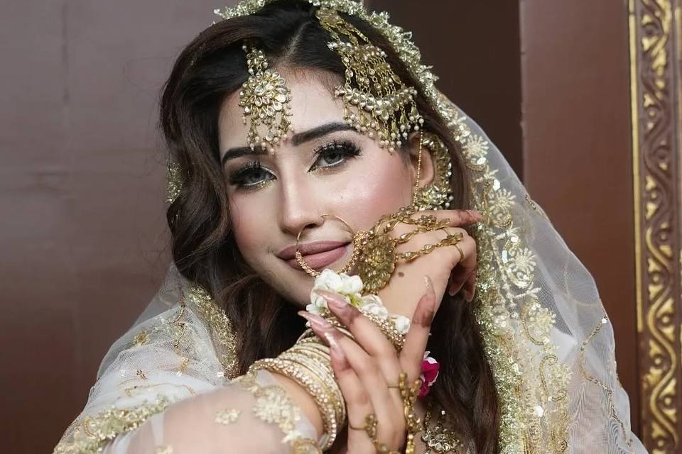 Bridal makeup