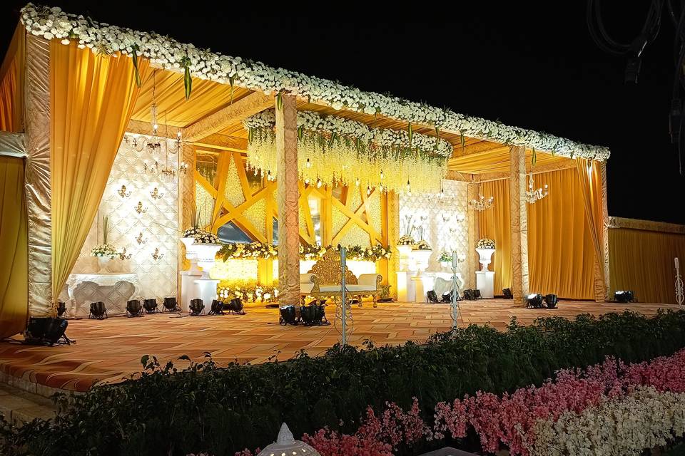 Reception stage