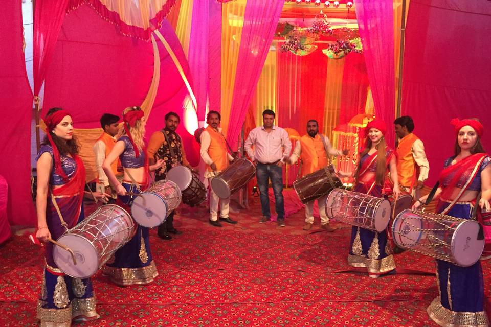 Dhol's