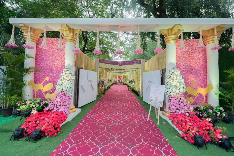 Entrance decor