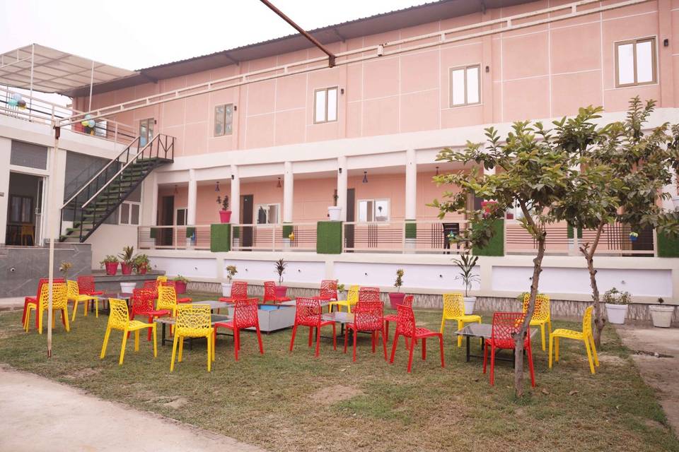 Lawn area