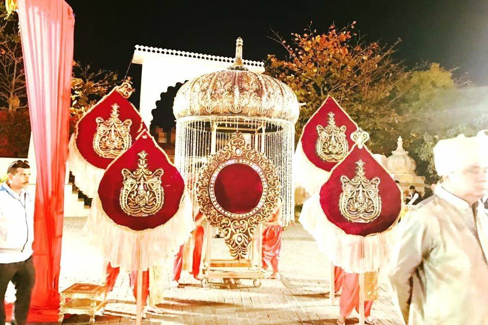 Groom entry