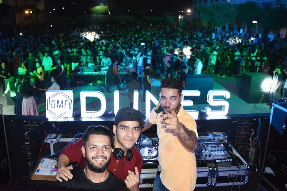 DJ Vaibhav, Bani Park