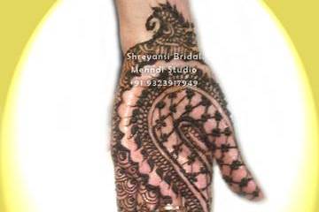 Designer mehndi