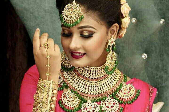 Makeup Artistry By Piyaa Purii