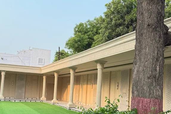 Lawn area