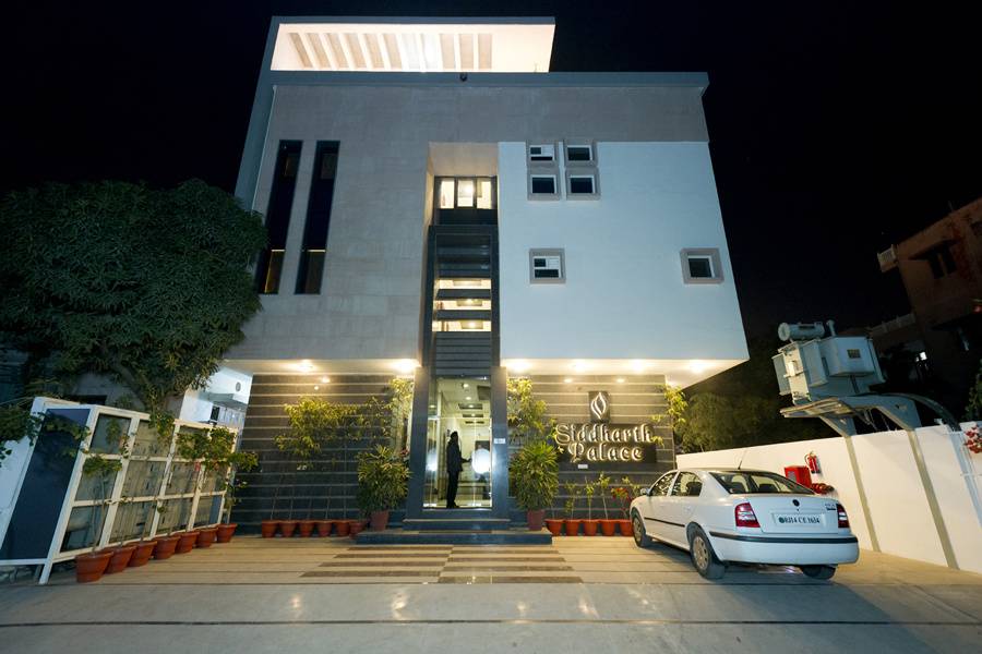 Hotel Siddharth Palace