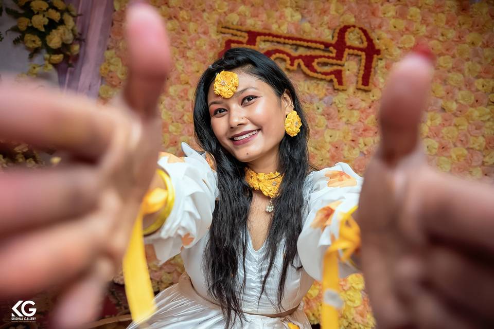 Haldi candid