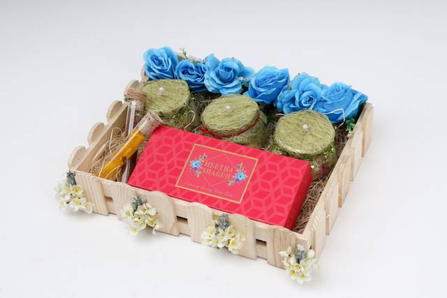 Buy Bikano Meetha Chatpata Assorted Gift Pack 1.095 kg Online at Best  Prices in India - JioMart.