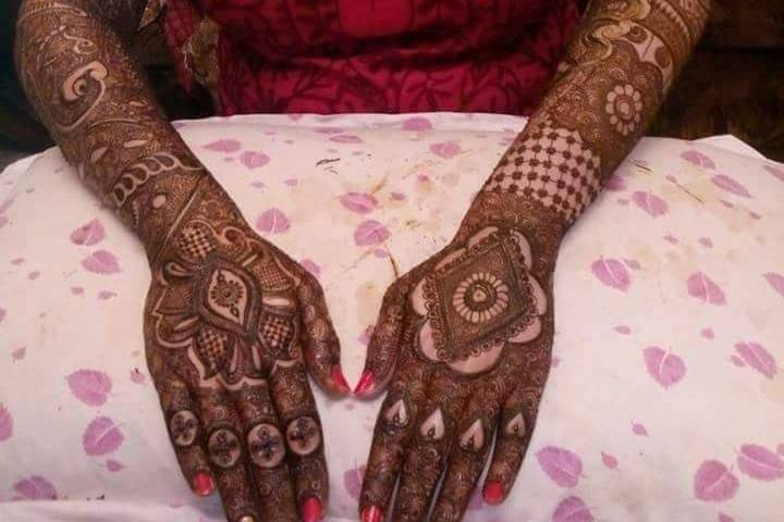 Designer mehndi