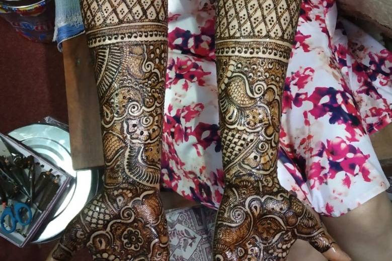 Designer mehndi