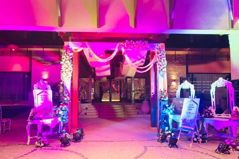 Club Regal and Resort