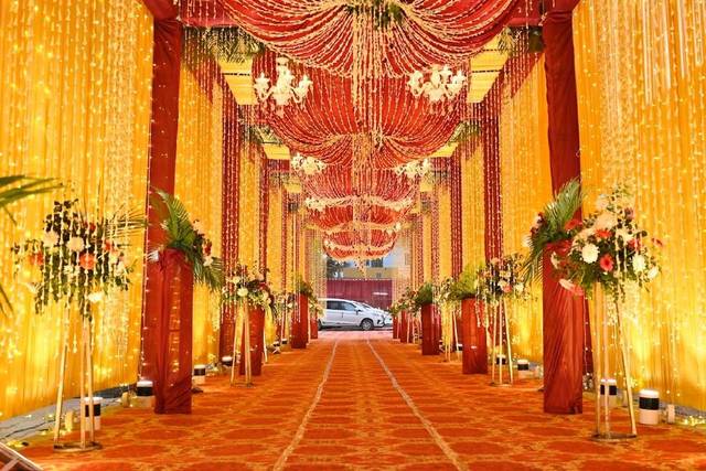 7 Vachan Premium Banquet