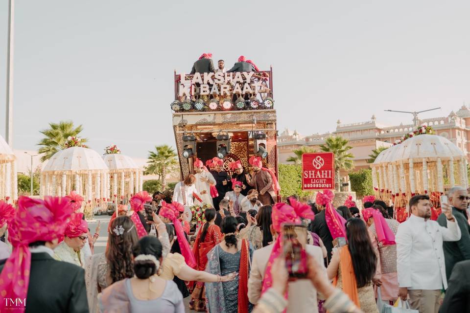 Customized baraat