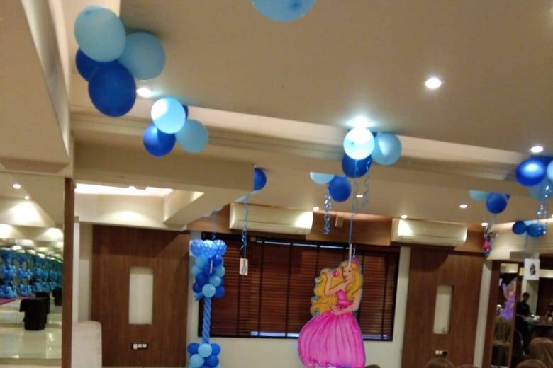 Balloon decor