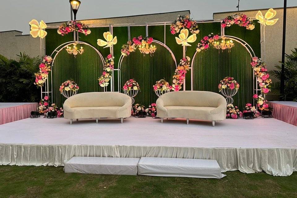 DECOR BY MD