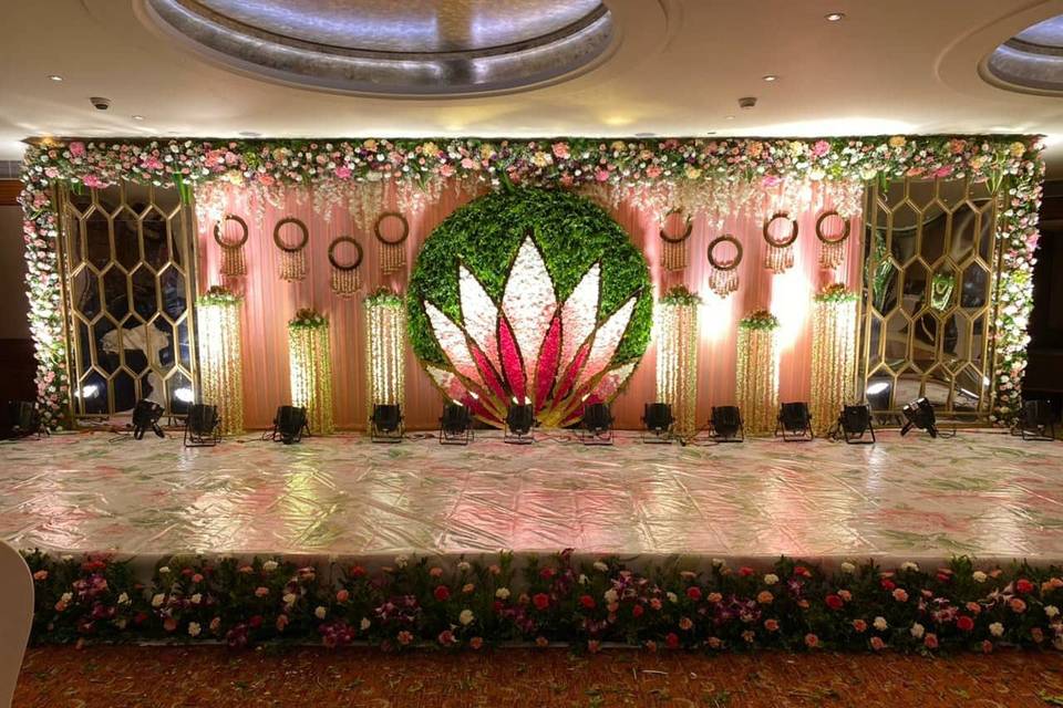 DECOR BY MD