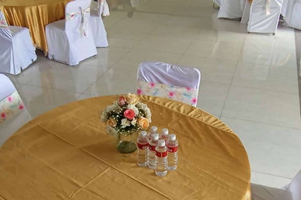 Decor by MD