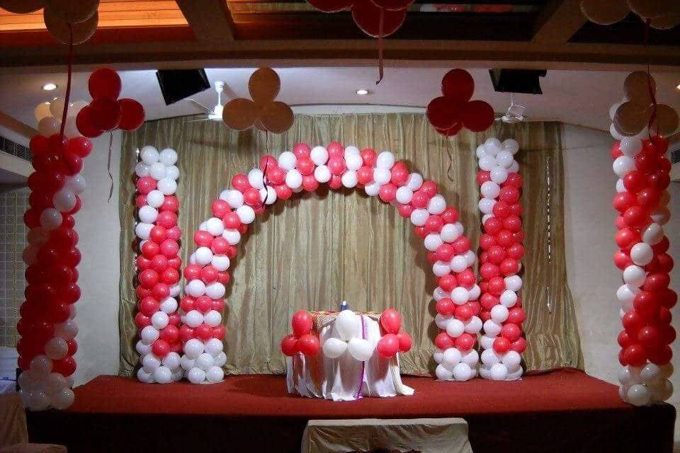 Entrance Decor