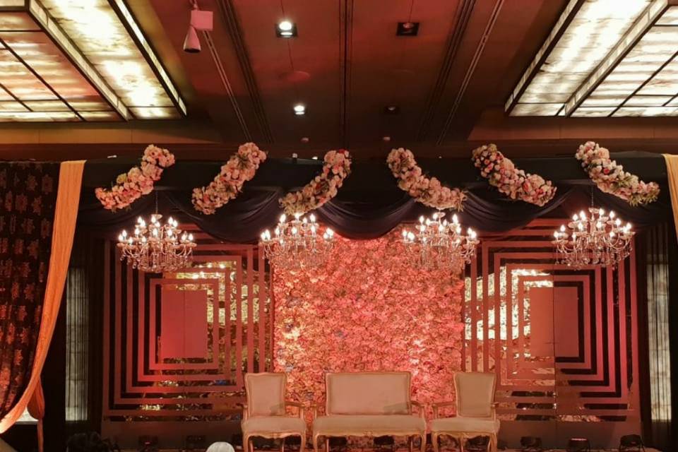 Couple stage