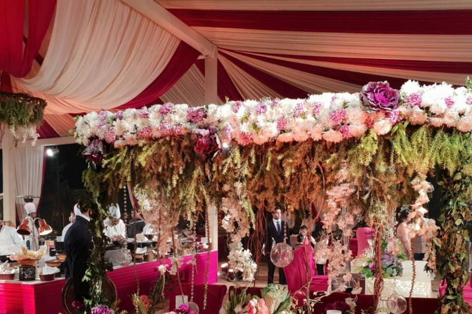 Flower arrangement
