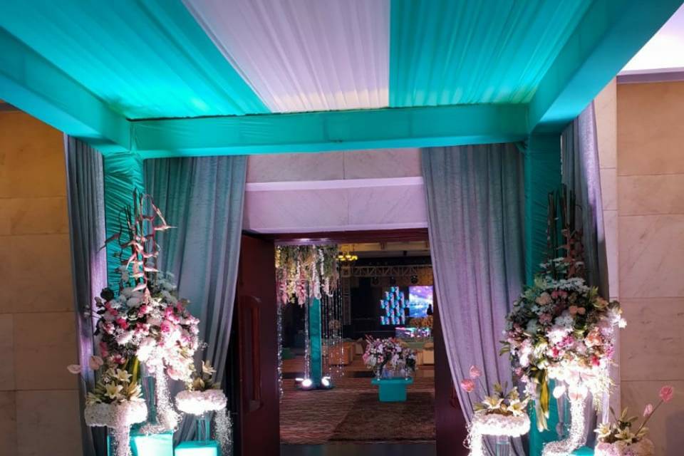Entry gate