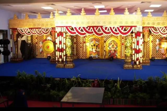 Stage decor