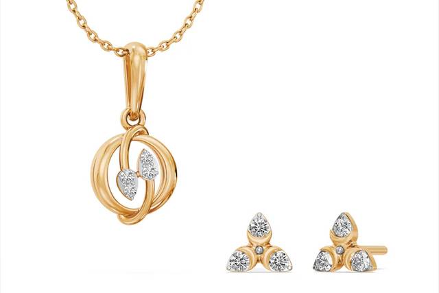 Necklace & earrings