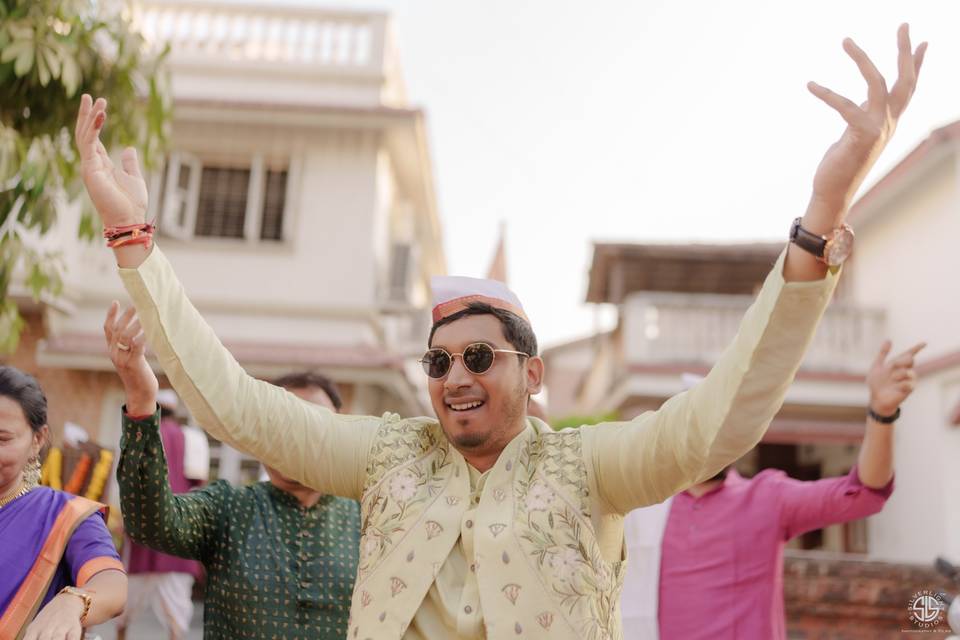 Groom Candid shot
