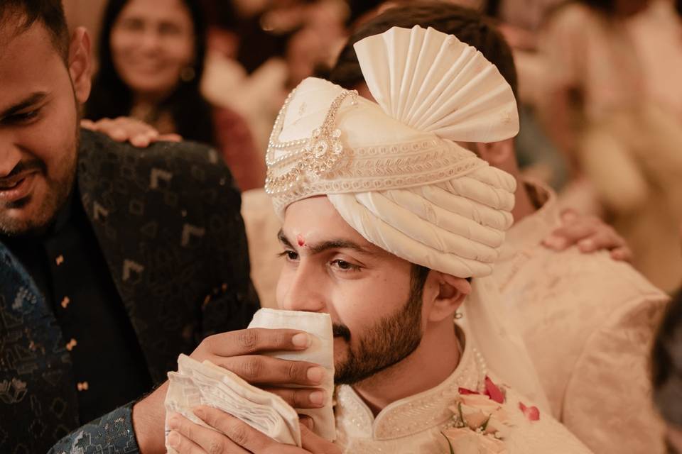 Groom's candid