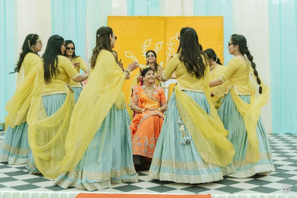 Haldi Candid