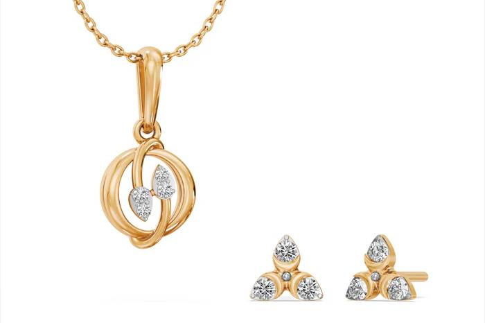 Necklace & earrings