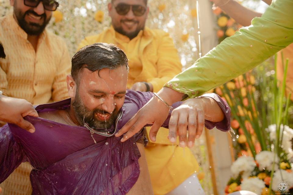 Groom's Candid