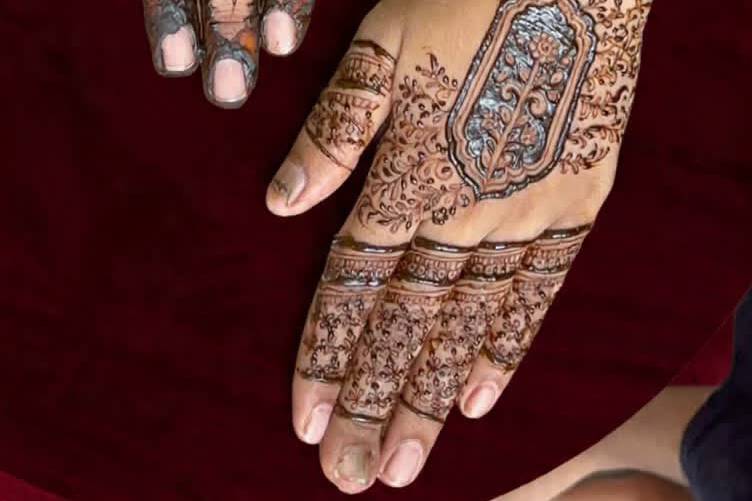 Back hand designs