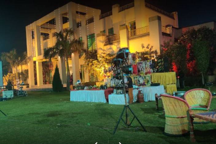 Grand Plaza Banquet Hall, Rewari