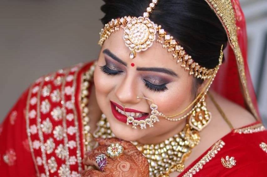 Bridal makeup