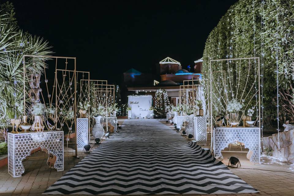 Passage decor