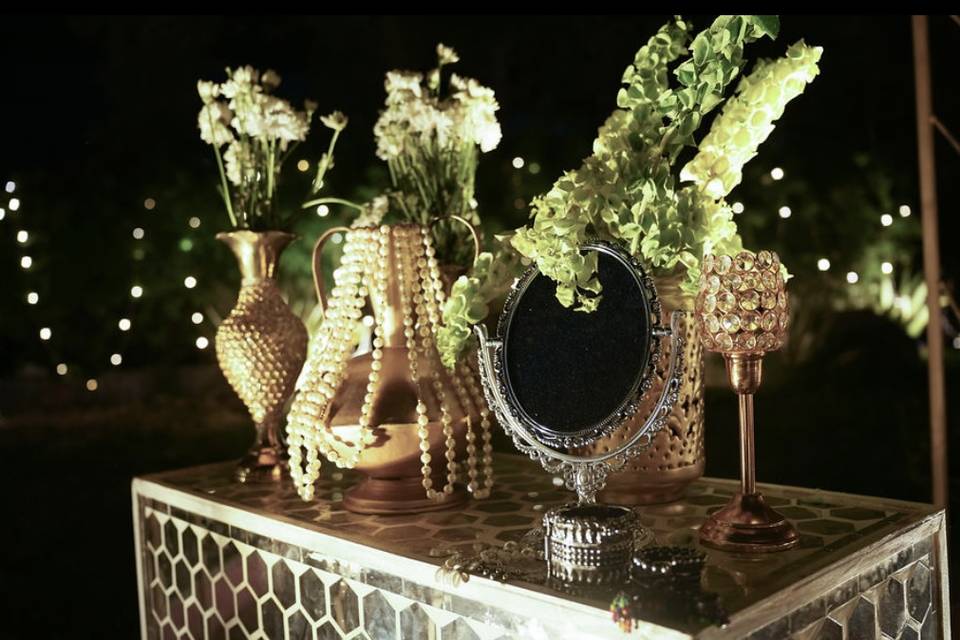 Props decor