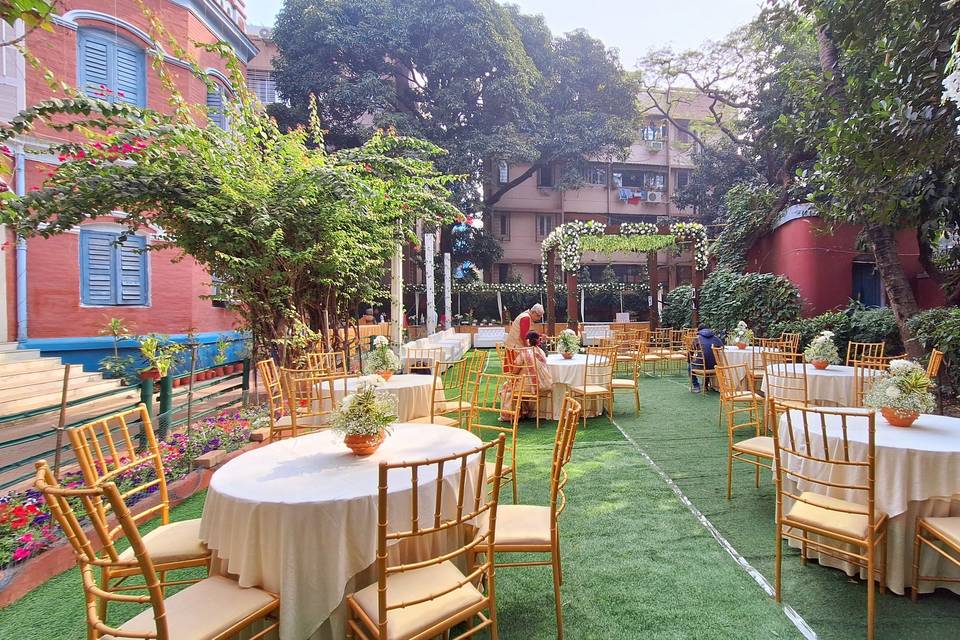 Lawn area
