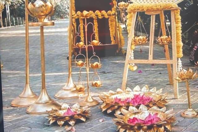Entrance decor