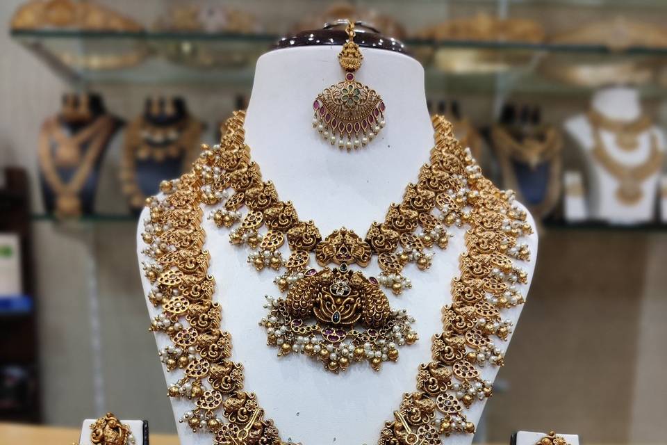 Bridal jewellery