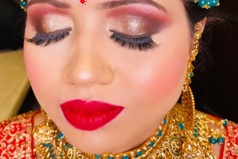 Airbrush bridal makeup