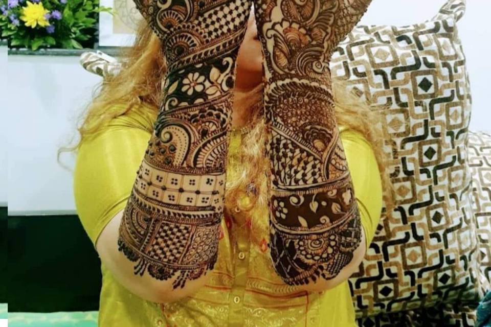 Lucky Mehandi art