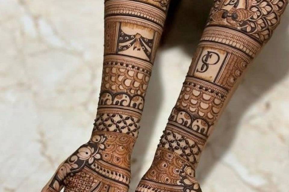 Lucky mehndi art