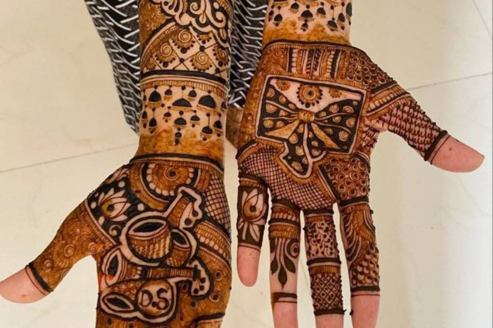 Lucky mehndi art