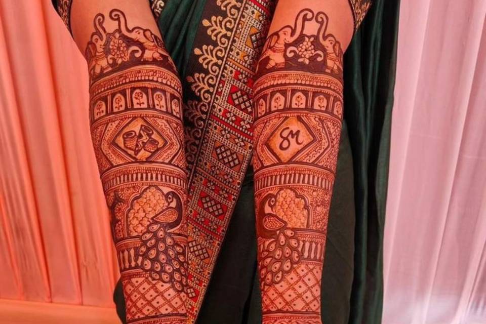 Lucky mehndi art