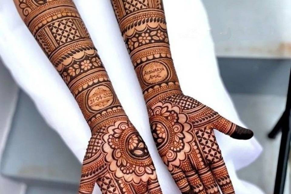 Lucky mehndi art