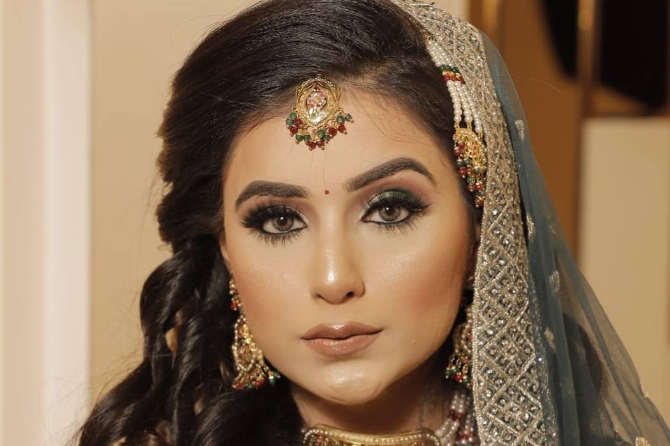 Bridal makeup