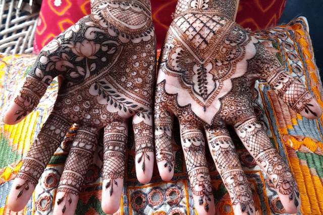 Mehandi artist Dijayin In Kerla Ernakulam Kochi