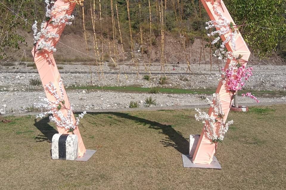 wedding decorators - Shanu Events Flower Decor - wedding decor (19)